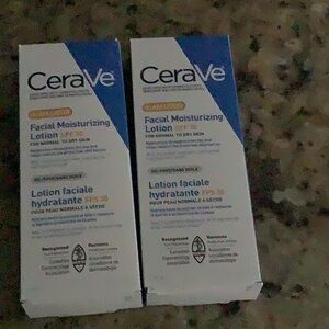 CeraVe AM Facial Moisturizing Lotion SPF 30 - Blue and White